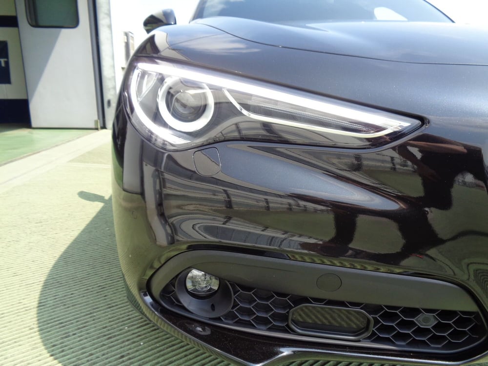 Alfa Romeo Stelvio usata a Treviso (5)