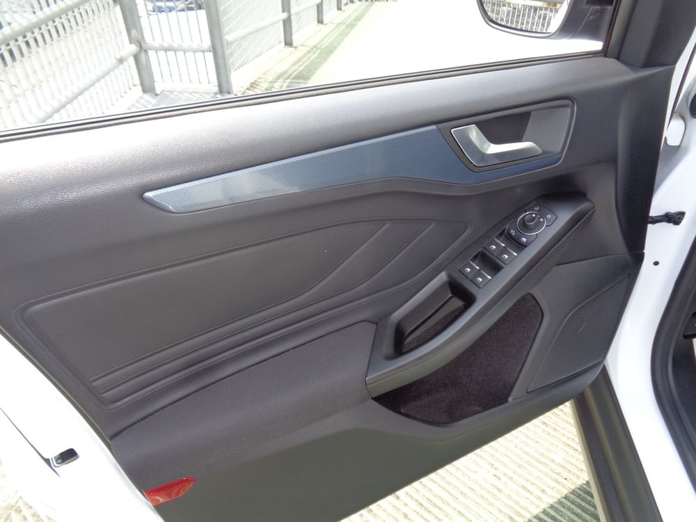 Ford Focus Station Wagon usata a Treviso (8)