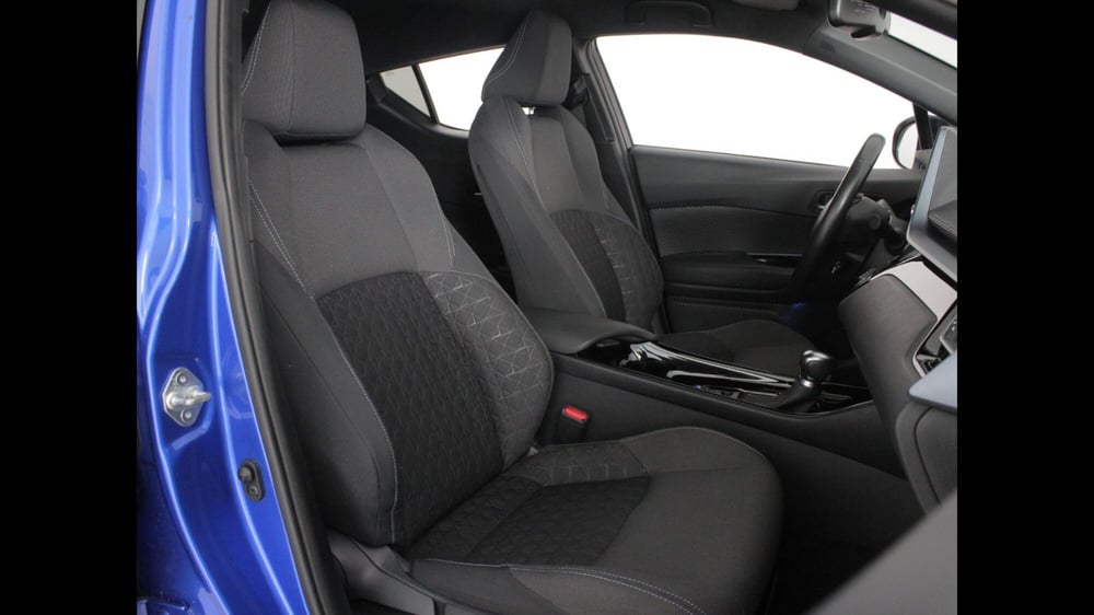 Toyota Toyota C-HR usata a Palermo (7)