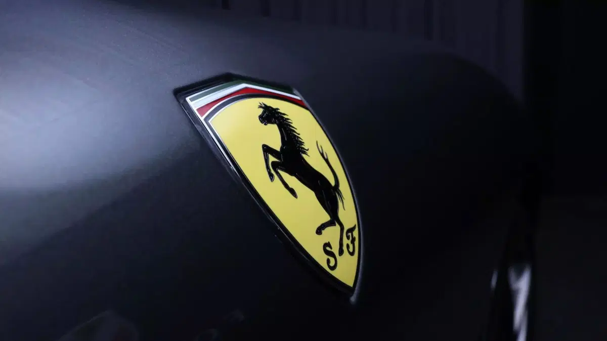 Ferrari Roma Spider nuova a Perugia (12)