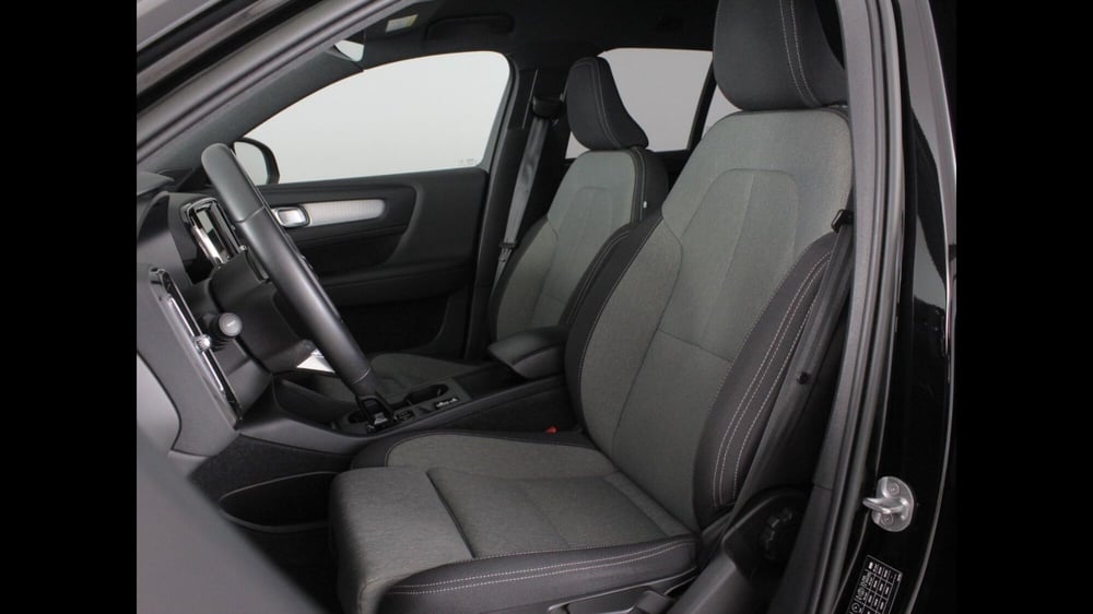 Volvo XC40 usata a Palermo (10)