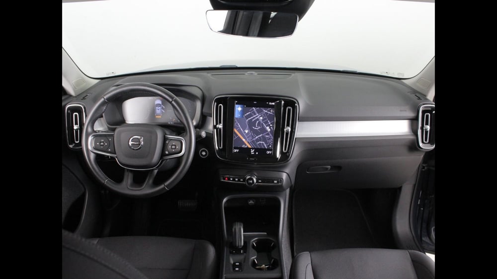 Volvo XC40 usata a Palermo (10)