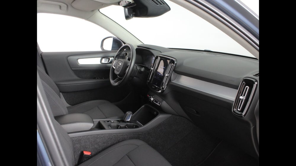 Volvo XC40 usata a Palermo (7)