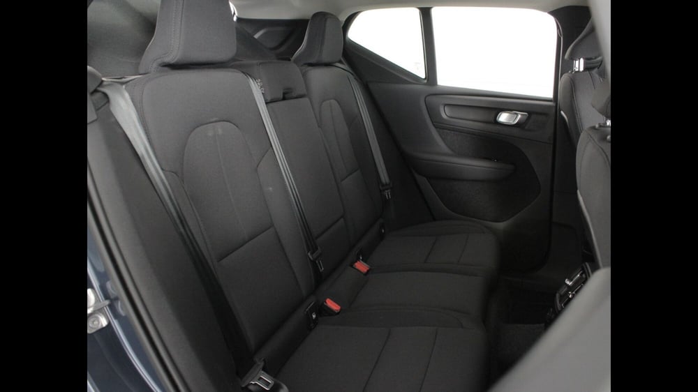 Volvo XC40 usata a Palermo (9)