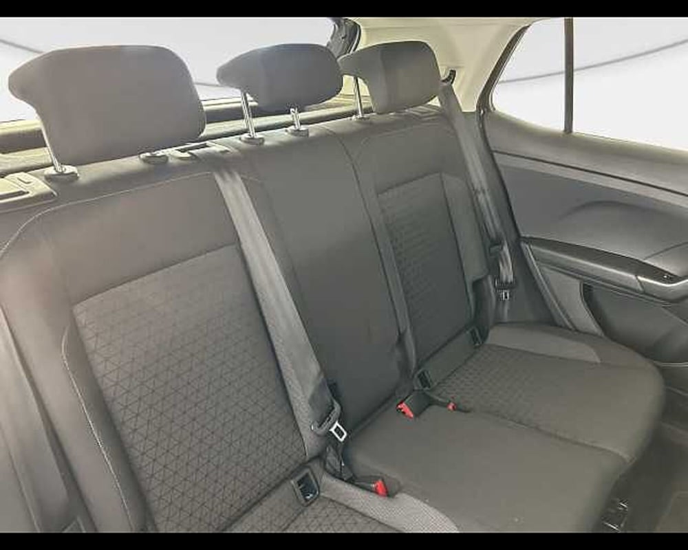 Volkswagen T-Cross usata a Roma (9)