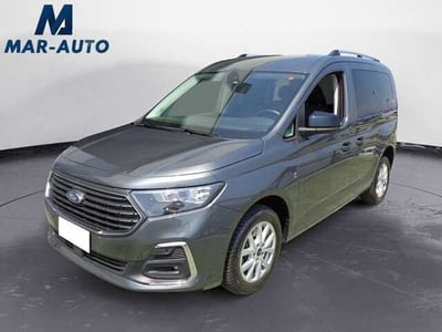 Ford Tourneo Connect 1.5 EcoBoost 114 CV Titanium del 2023 usata a Castelfranco Veneto