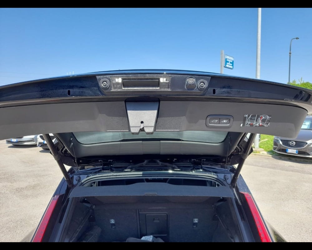 Volvo XC40 usata a Bologna (10)