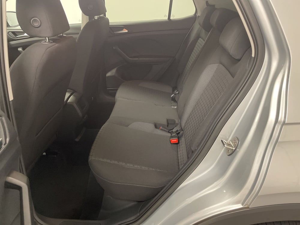 Volkswagen T-Cross usata a Varese (12)