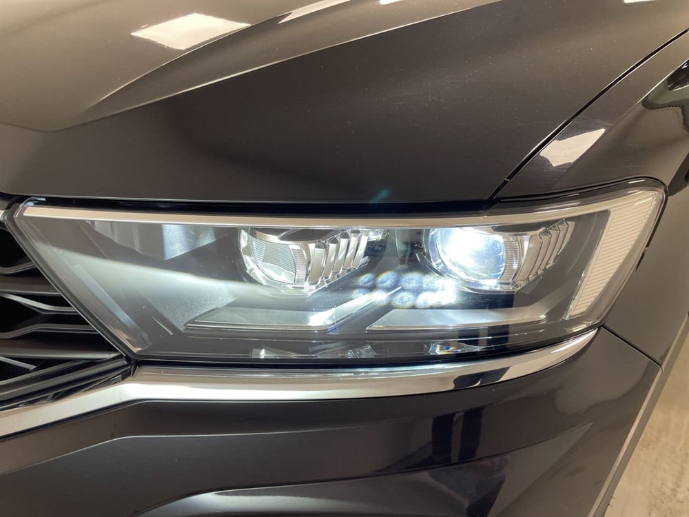 Volkswagen T-Roc usata a Varese (14)