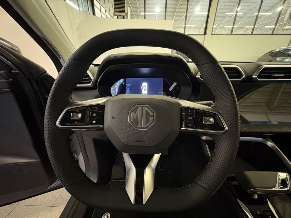 Mg ZS nuova a Monza e Brianza (19)