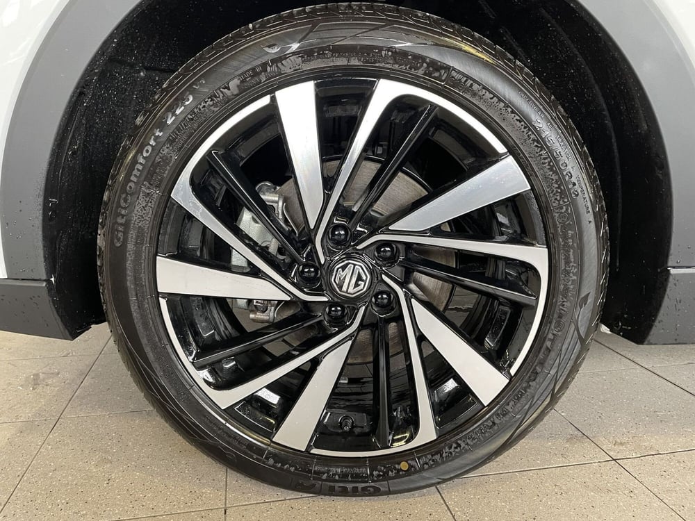 Mg ZS nuova a Milano (11)