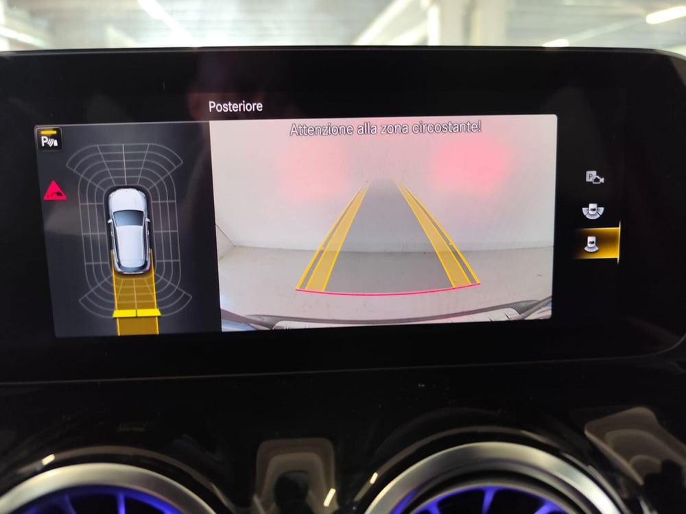 Mercedes-Benz GLA SUV usata a Milano (13)