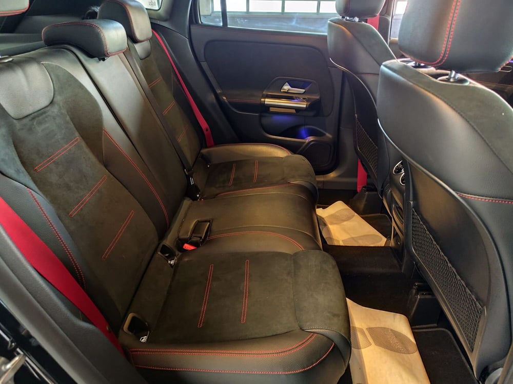 Mercedes-Benz GLA SUV usata a Milano (18)
