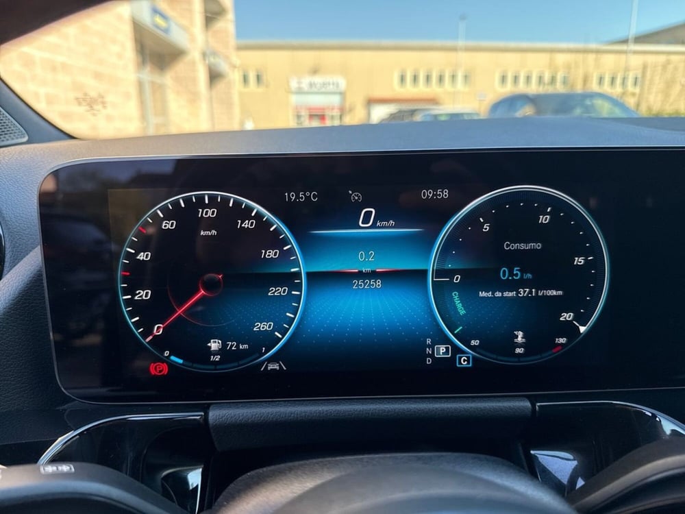 Mercedes-Benz GLA SUV usata a Firenze (13)
