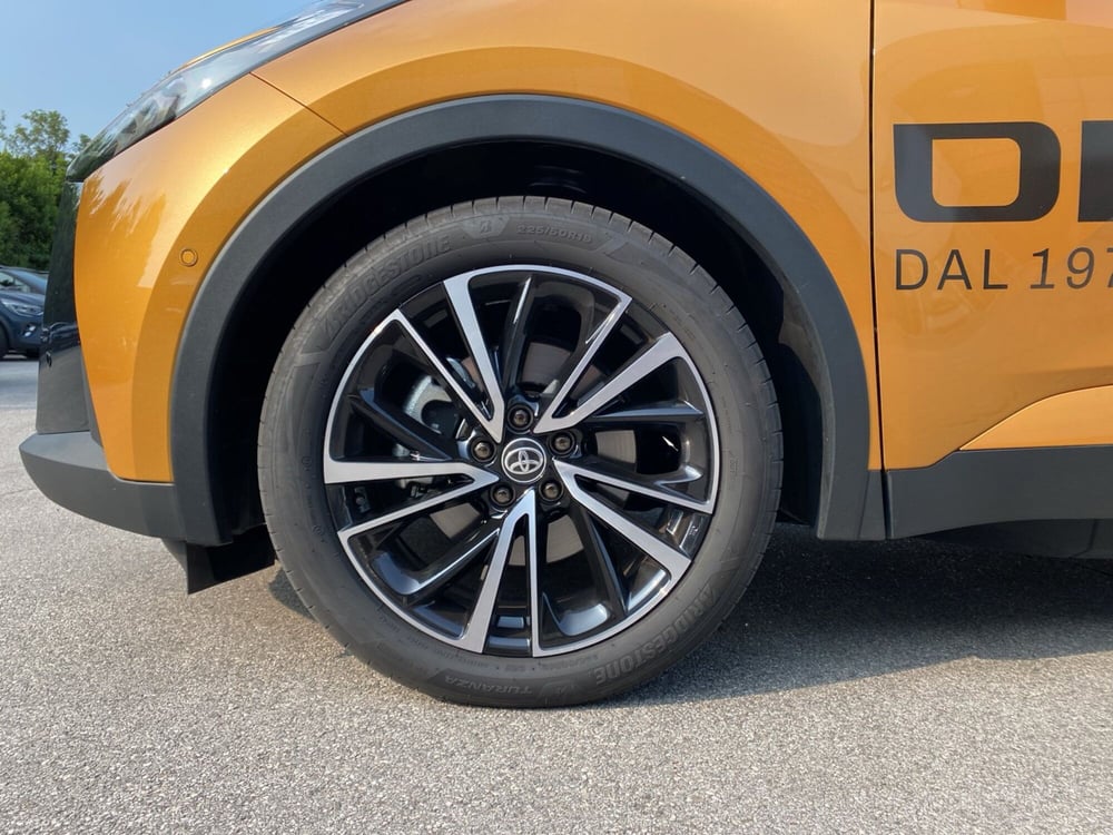Toyota Toyota C-HR usata a Vicenza (10)