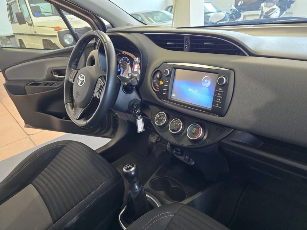 Toyota Yaris usata a Rimini (14)