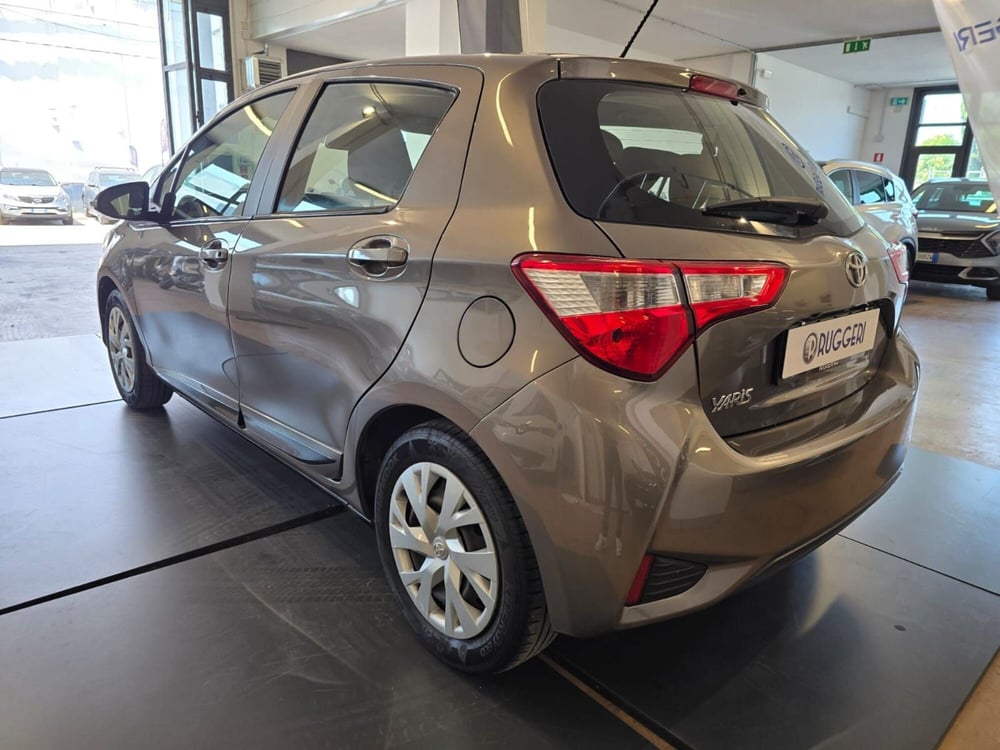 Toyota Yaris usata a Rimini (7)