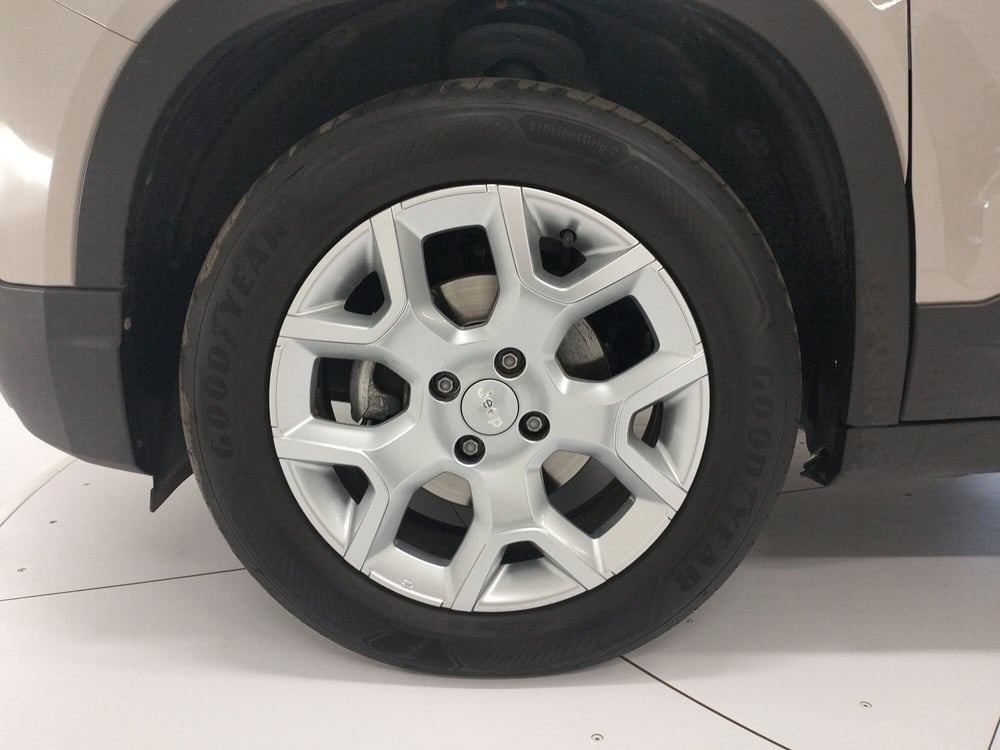 Jeep Avenger usata a Catanzaro (4)