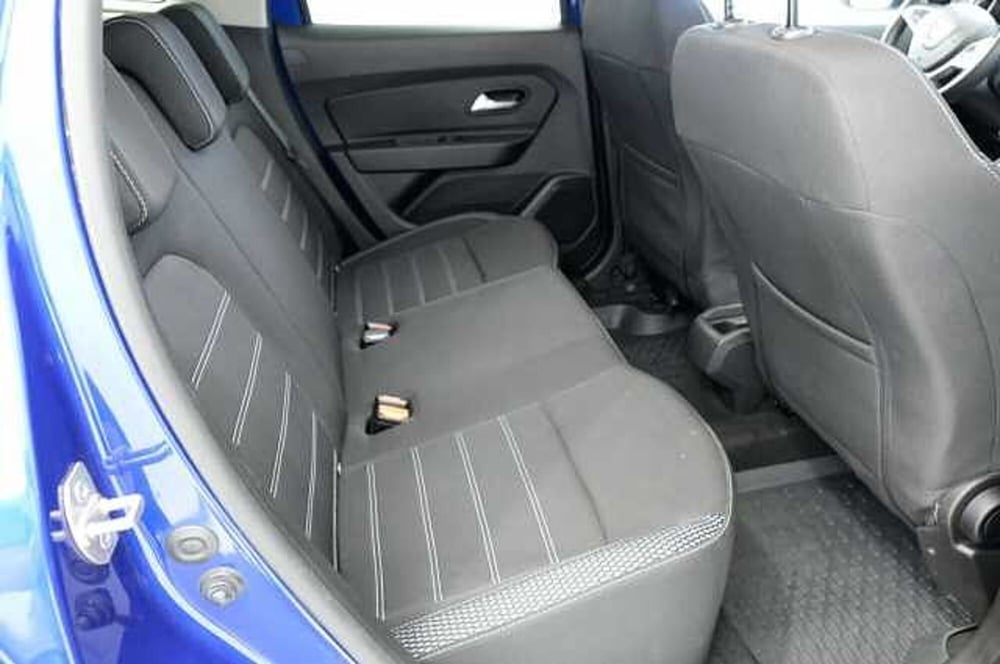 Dacia Duster usata a Mantova (4)