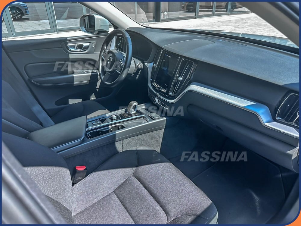 Volvo XC60 usata a Milano (12)