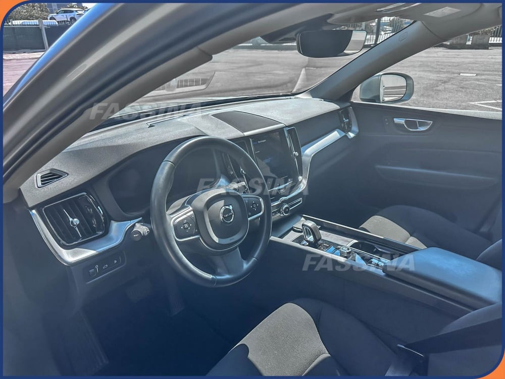 Volvo XC60 usata a Milano (8)