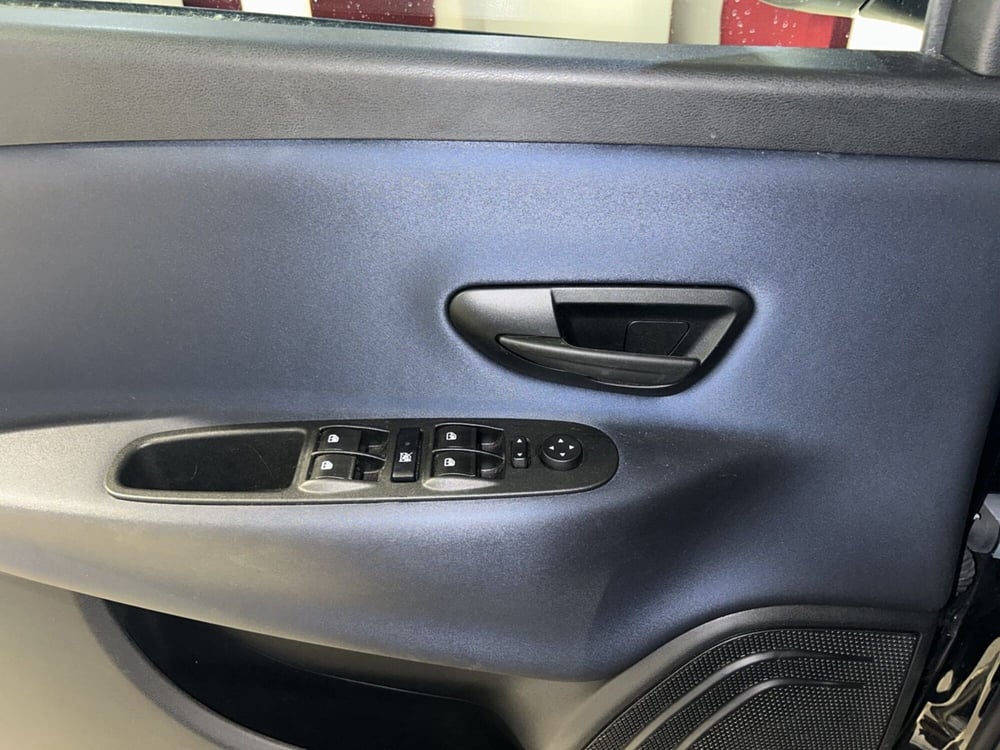 Lancia Ypsilon usata a Bergamo (16)