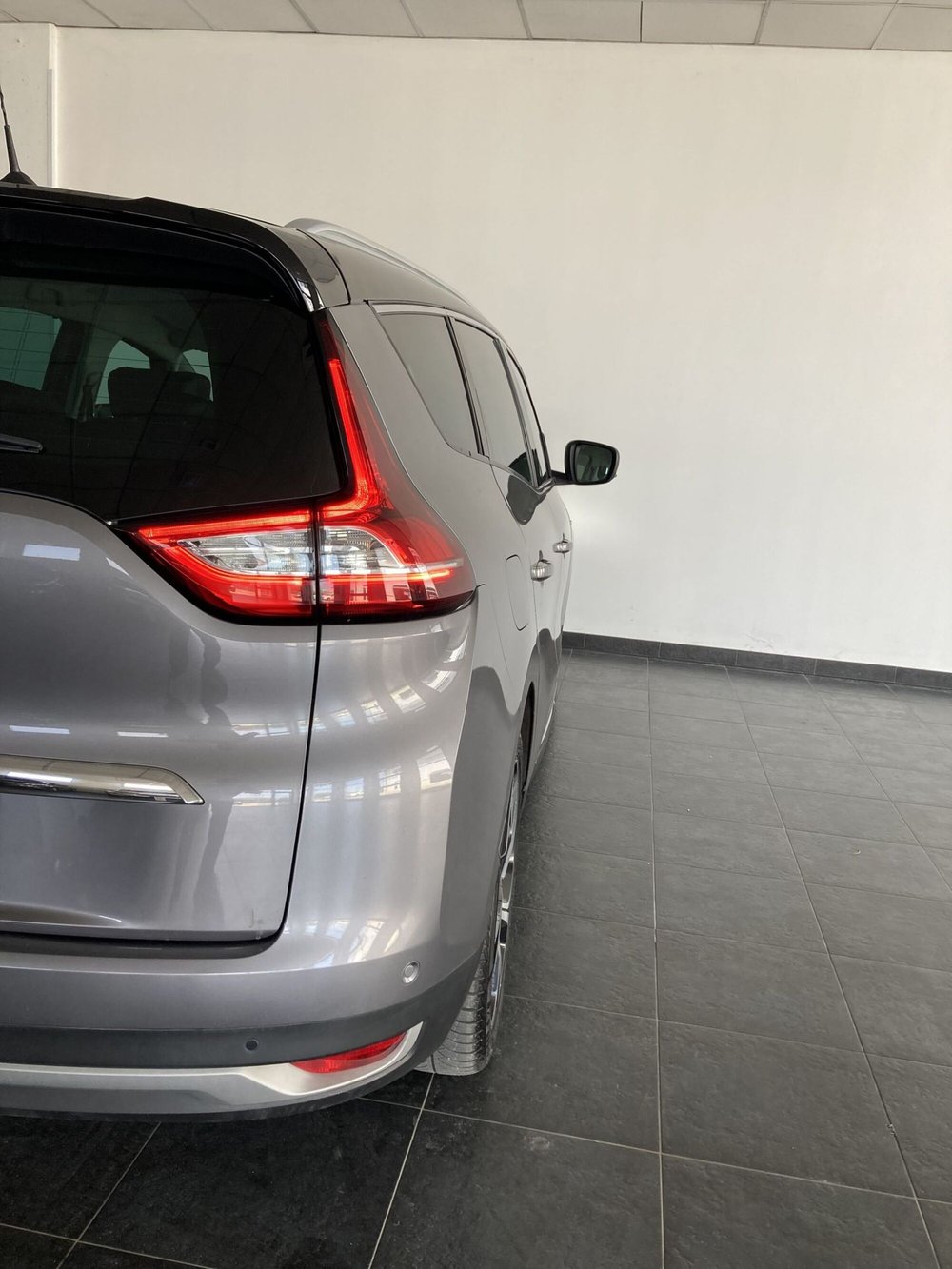 Renault Scénic usata a Foggia (20)
