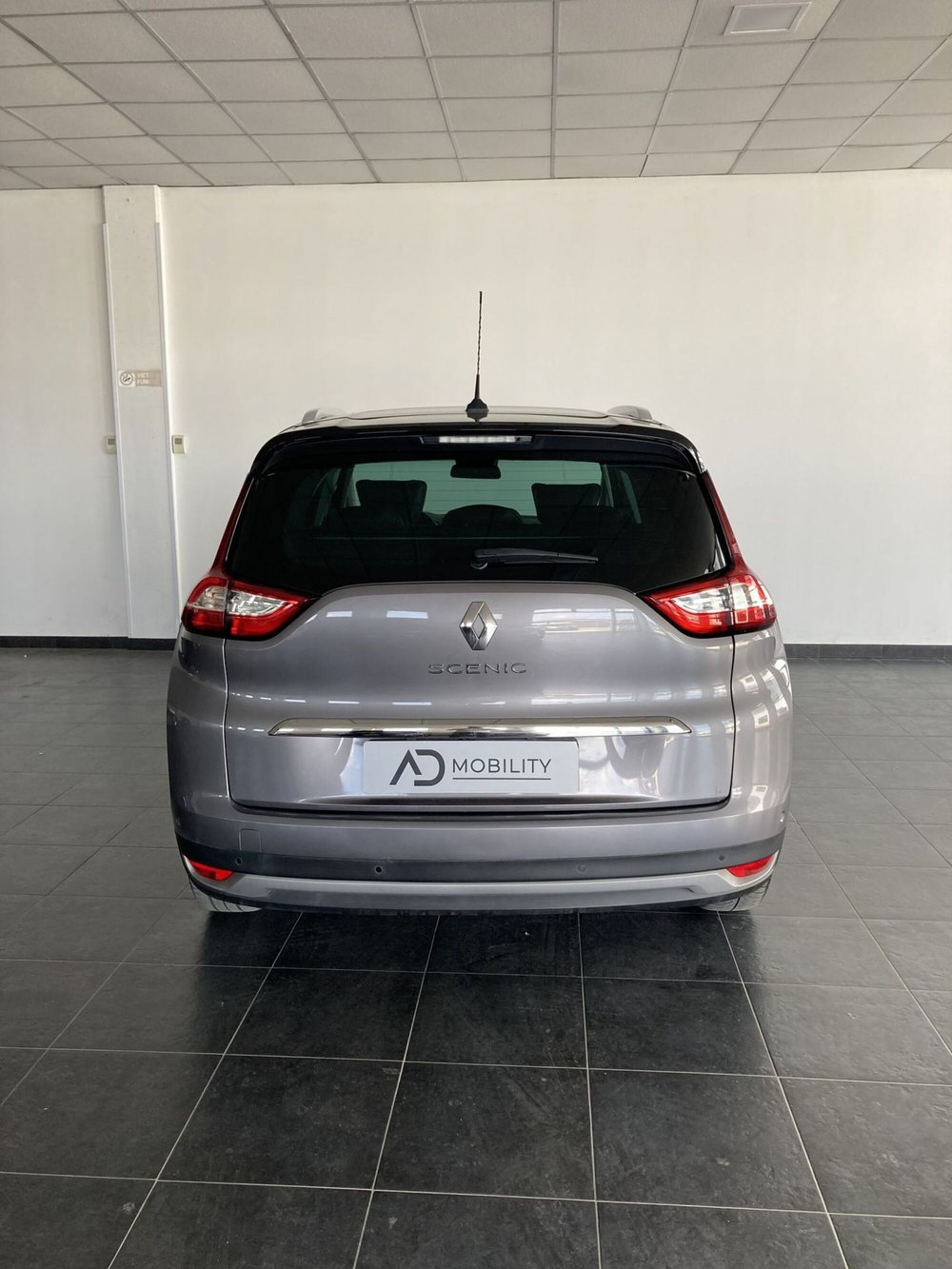 Renault Scénic usata a Foggia (8)