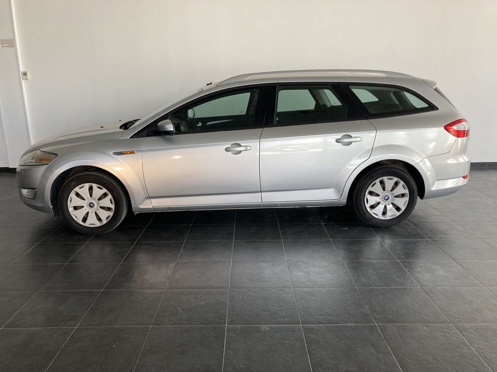 Ford Mondeo Station Wagon usata a Foggia (3)