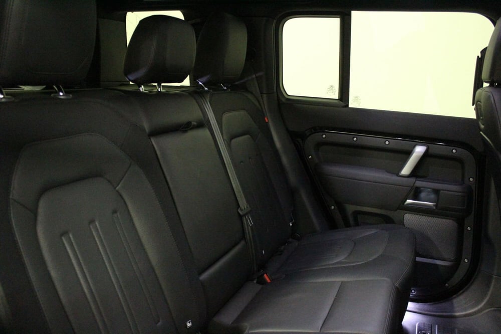 Land Rover Defender usata a Brescia (5)
