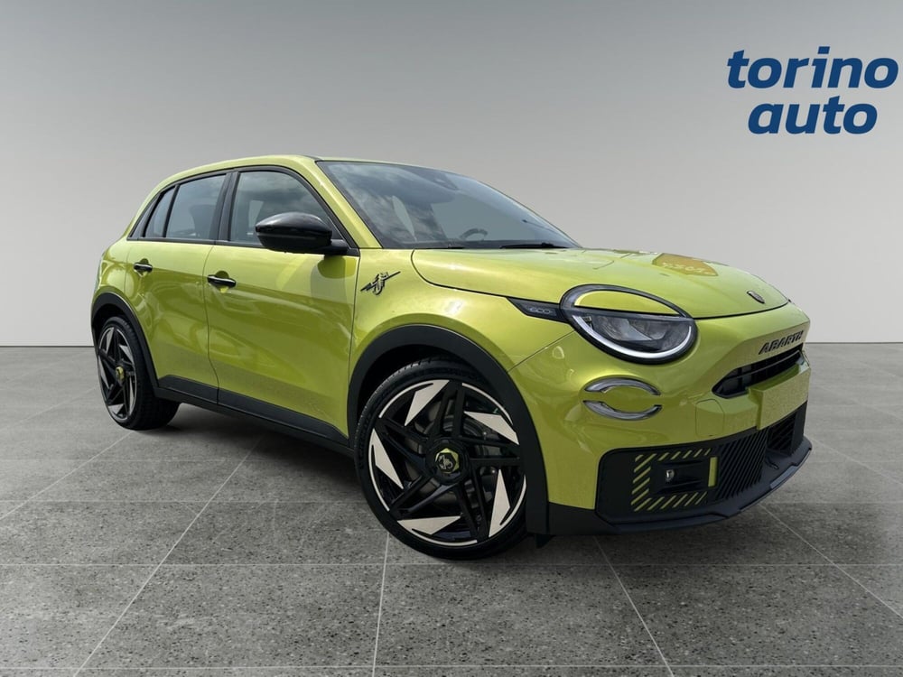 Abarth 600e nuova a Torino