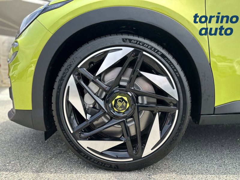 Abarth 600e nuova a Torino (9)