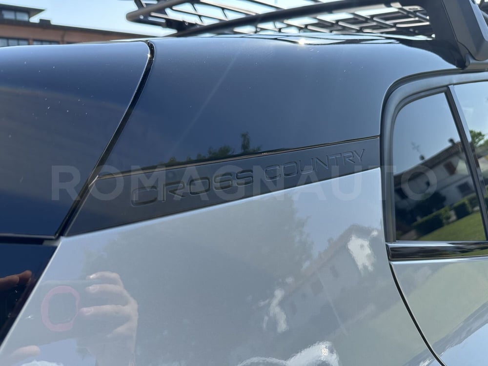 Volvo EX30 Cross Country nuova a Forlì-Cesena (9)