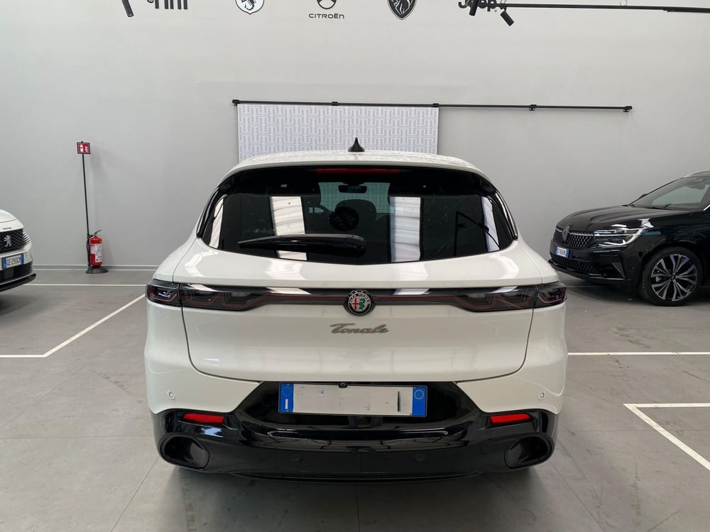 Alfa Romeo Tonale usata a Milano (4)