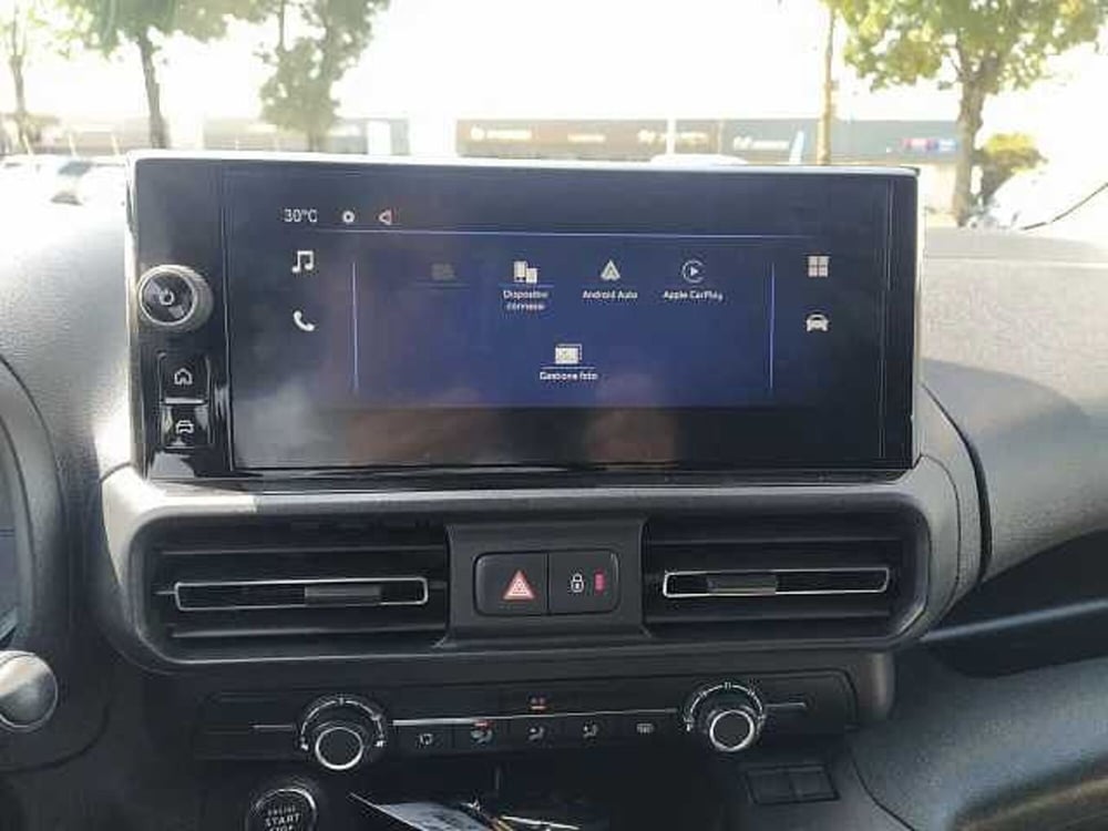 Opel Combo Furgone nuova a Milano (17)