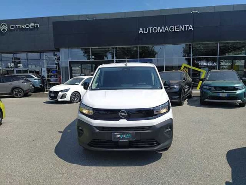 Opel Combo Furgone nuova a Milano (2)
