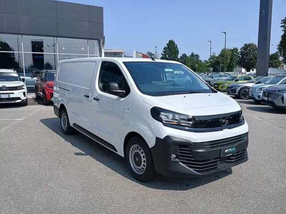 Opel Vivaro nuova a Milano