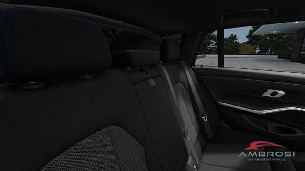 BMW Serie 3 Touring nuova a Viterbo (12)
