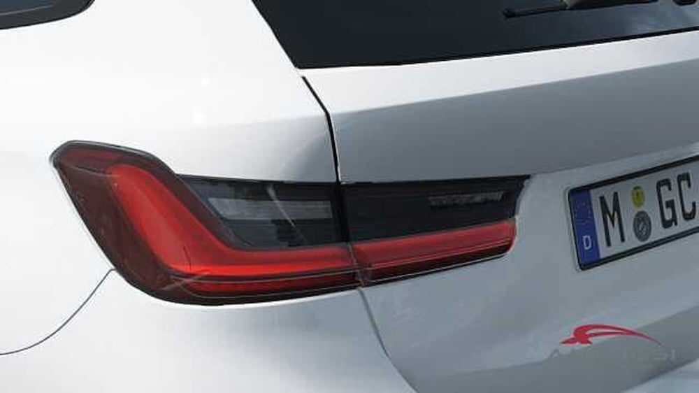 BMW Serie 3 Touring nuova a Viterbo (7)