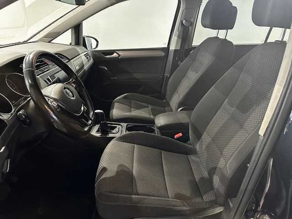 Volkswagen Touran usata a Genova (7)