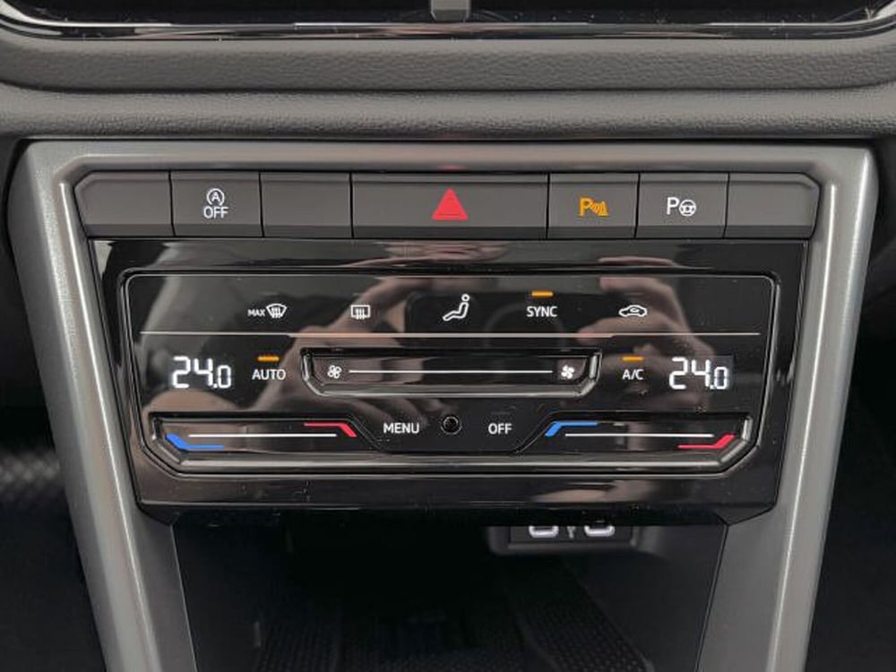 Volkswagen T-Roc nuova a Vicenza (16)
