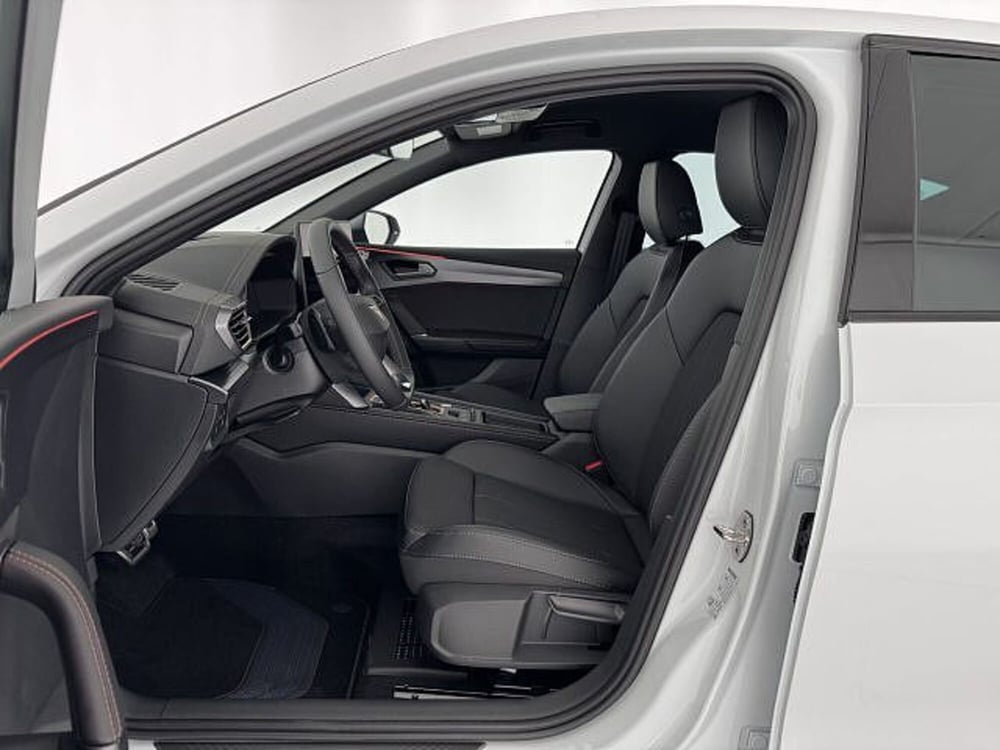 Cupra Leon nuova a Vicenza (7)