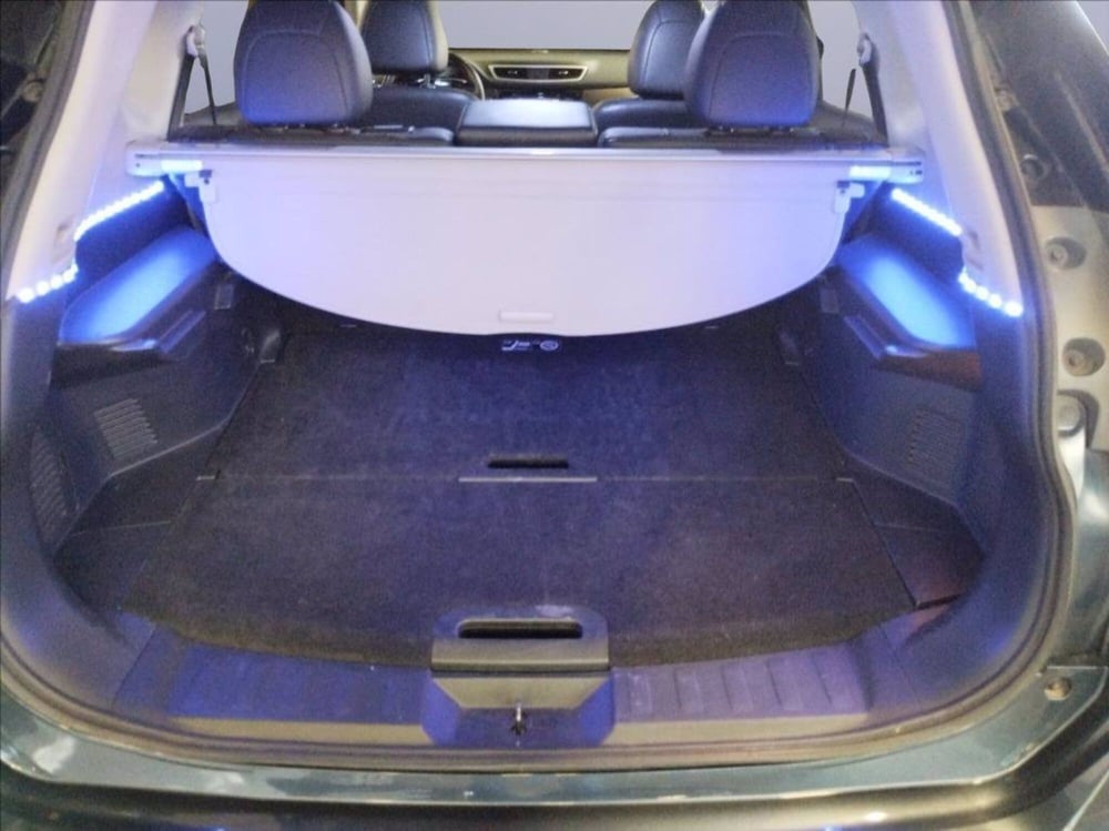Nissan X-Trail usata a Milano (16)