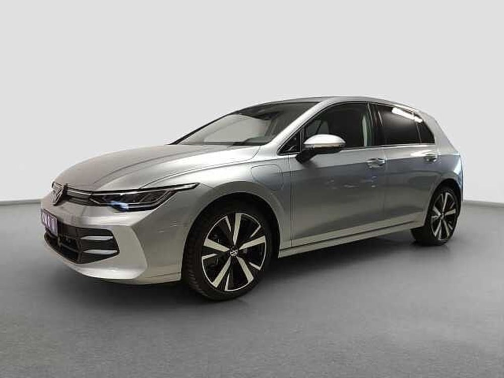Volkswagen Golf nuova a Como