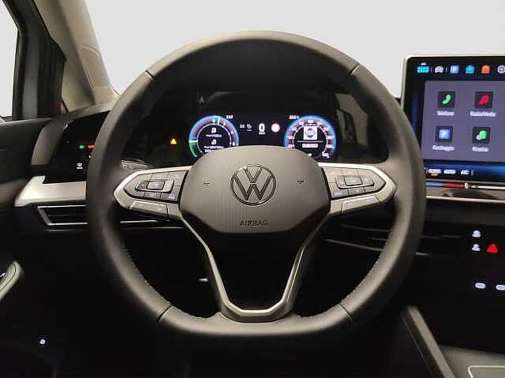 Volkswagen Golf nuova a Como (8)