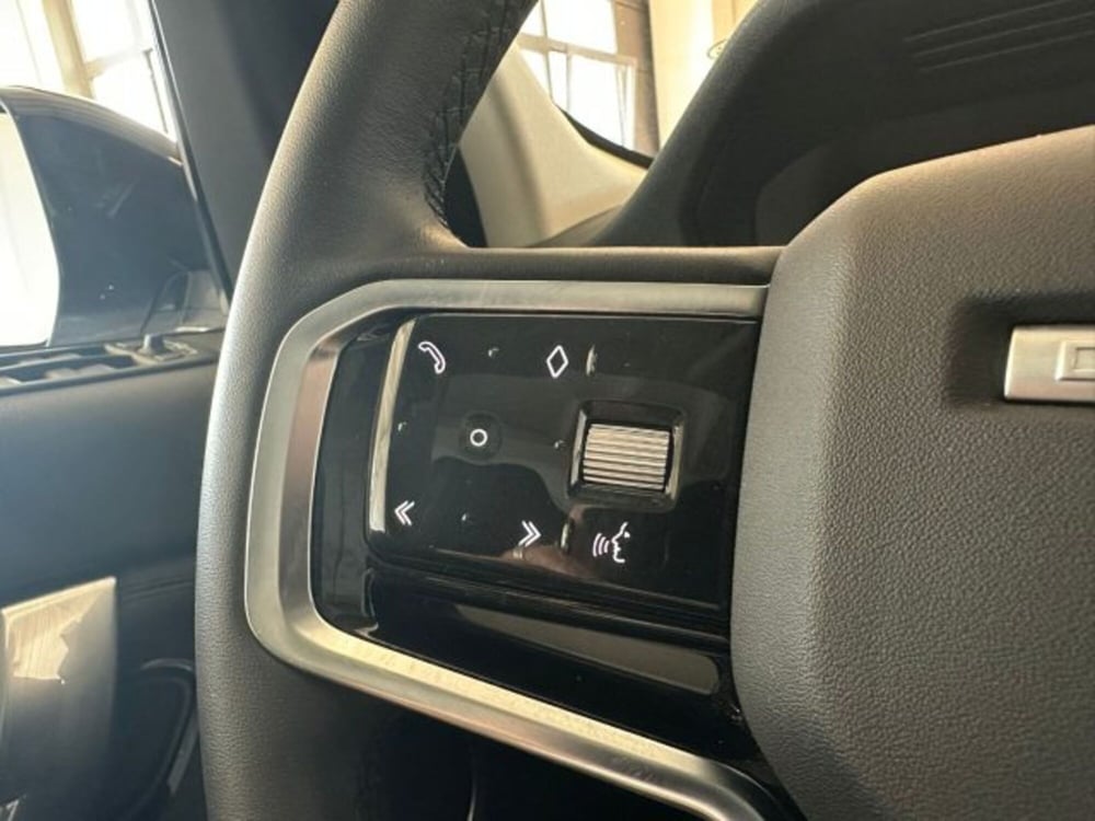 Land Rover Discovery Sport usata a Modena (12)