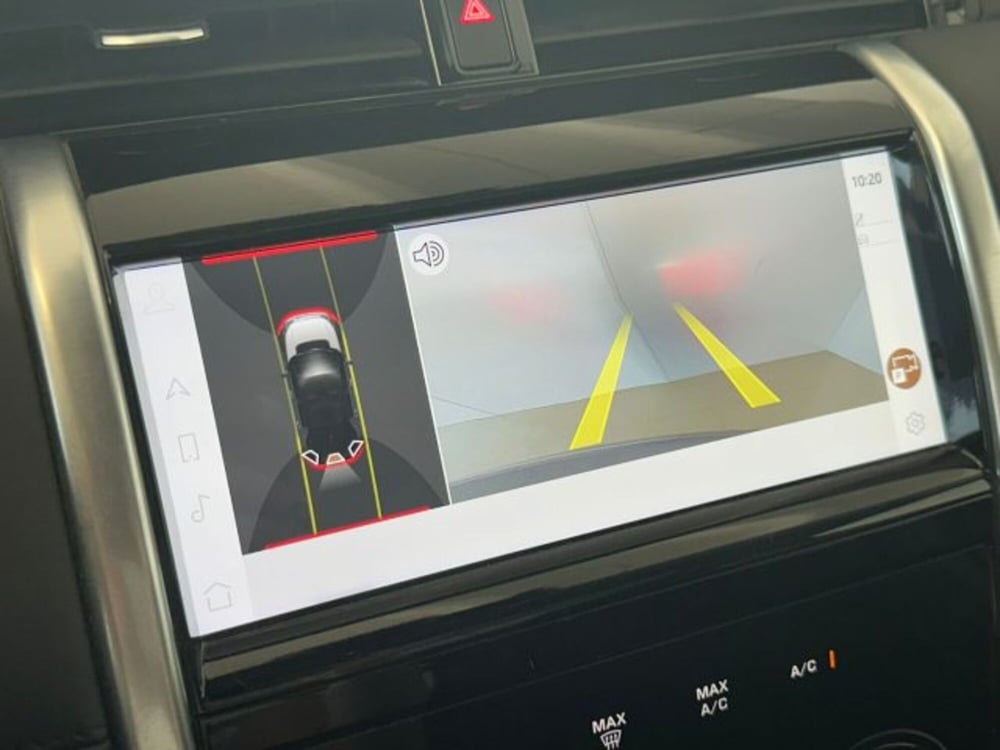 Land Rover Discovery Sport usata a Modena (15)