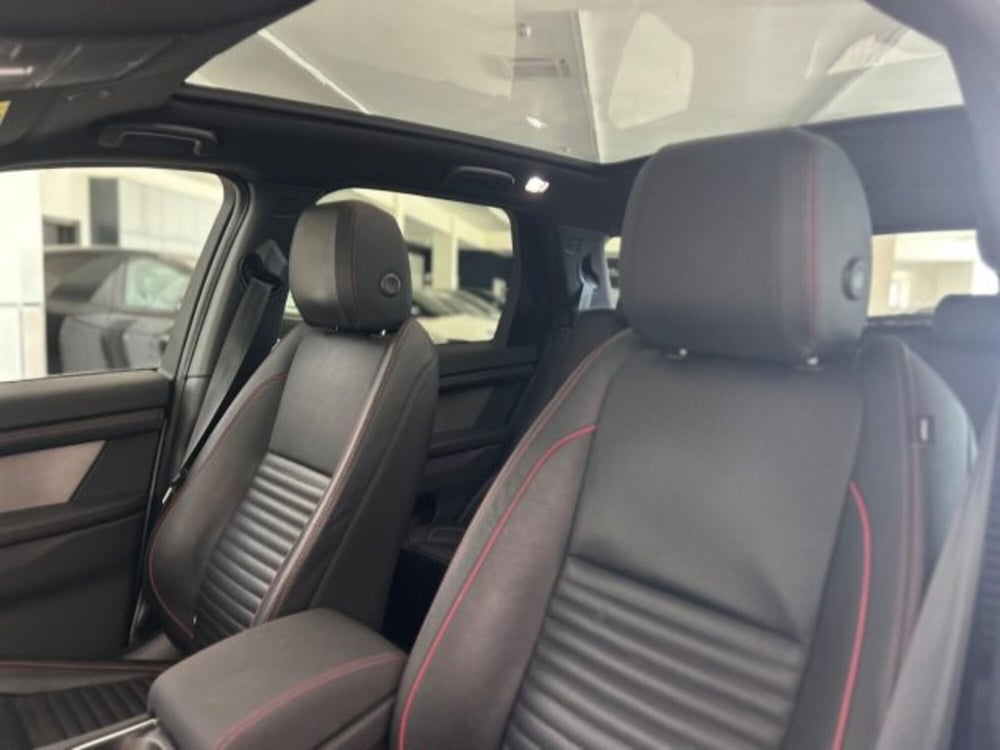 Land Rover Discovery Sport usata a Modena (15)