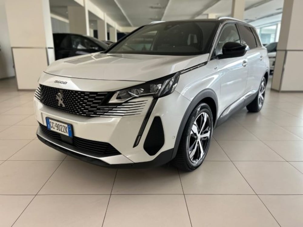 Peugeot 5008 usata a Modena