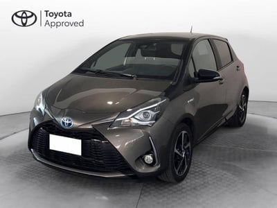 Toyota Yaris 1.5 Hybrid 5 porte Lounge del 2020 usata a Torino